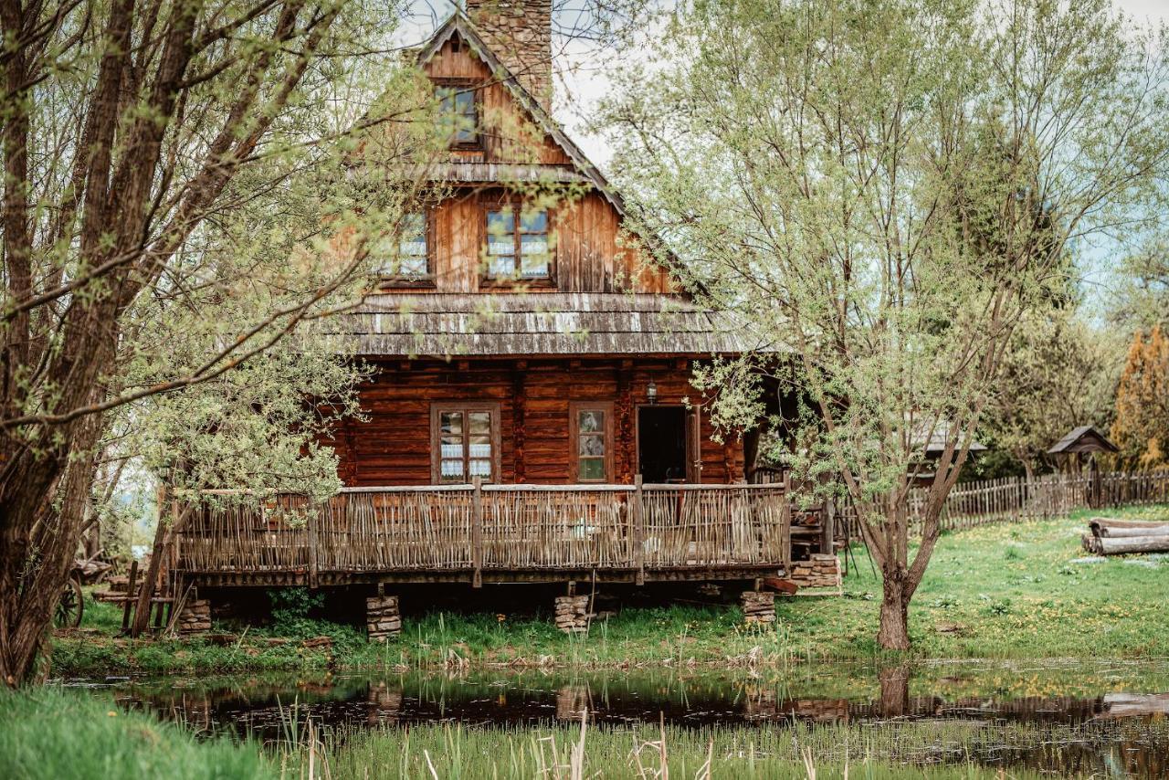 Villa Przystanek Ropienka Lesniczowka Exterior foto